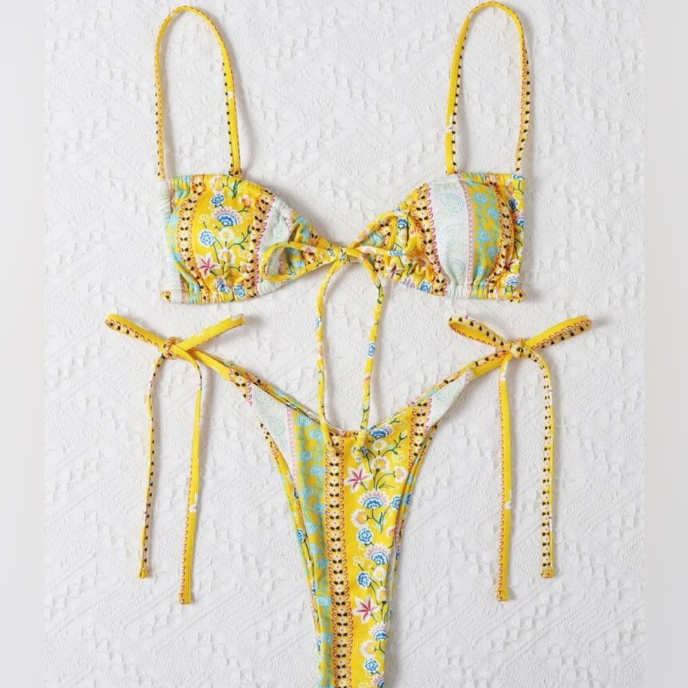 BIKINI YELLOW SUMMER. Size S. - Picture 1 of 2